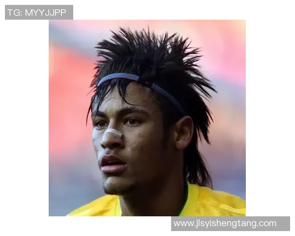 个性发型与足球明星男士的完美结合展现独特魅力与风格 个性发型与足球明星男士的完美结合展现独特魅力与风格