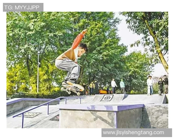 重庆滑板队在滑板状态排行榜中荣获第4名展现出强劲实力与潜力 重庆滑板队在滑板状态排行榜中荣获第4名展现出强劲实力与潜力