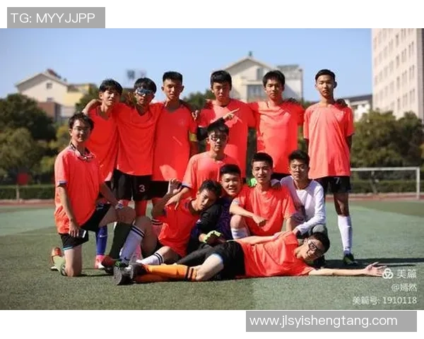 大雁足球:传承与创新交织的青春激情与团队精神之旅 大雁足球:传承与创新交织的青春激情与团队精神之旅