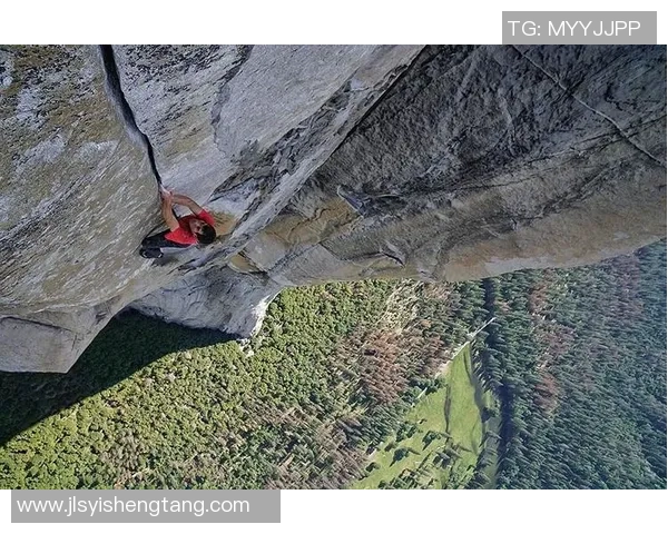 攀登人生的巅峰:周伟与深度对话中的攀岩哲学与梦想追寻 攀登人生的巅峰:周伟与深度对话中的攀岩哲学与梦想追寻
